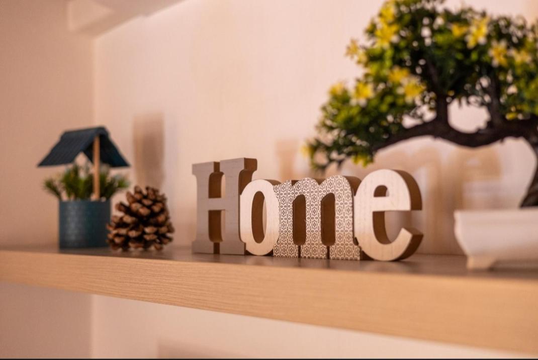 Sunrise Home Φιουμιτσίνο Εξωτερικό φωτογραφία