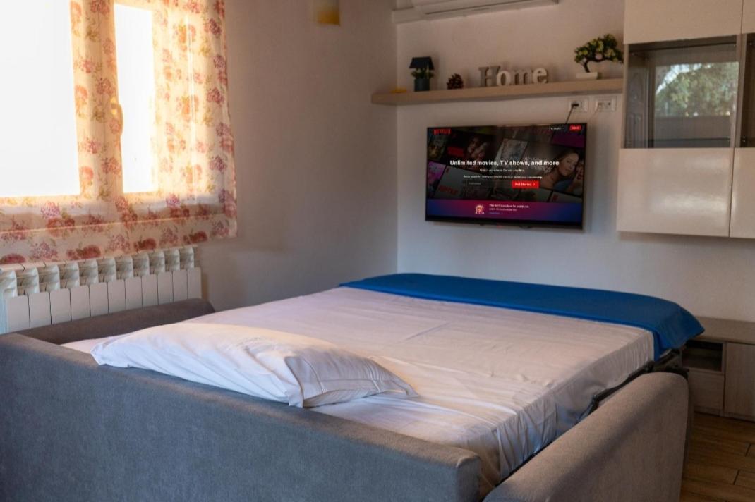 Sunrise Home Φιουμιτσίνο Εξωτερικό φωτογραφία